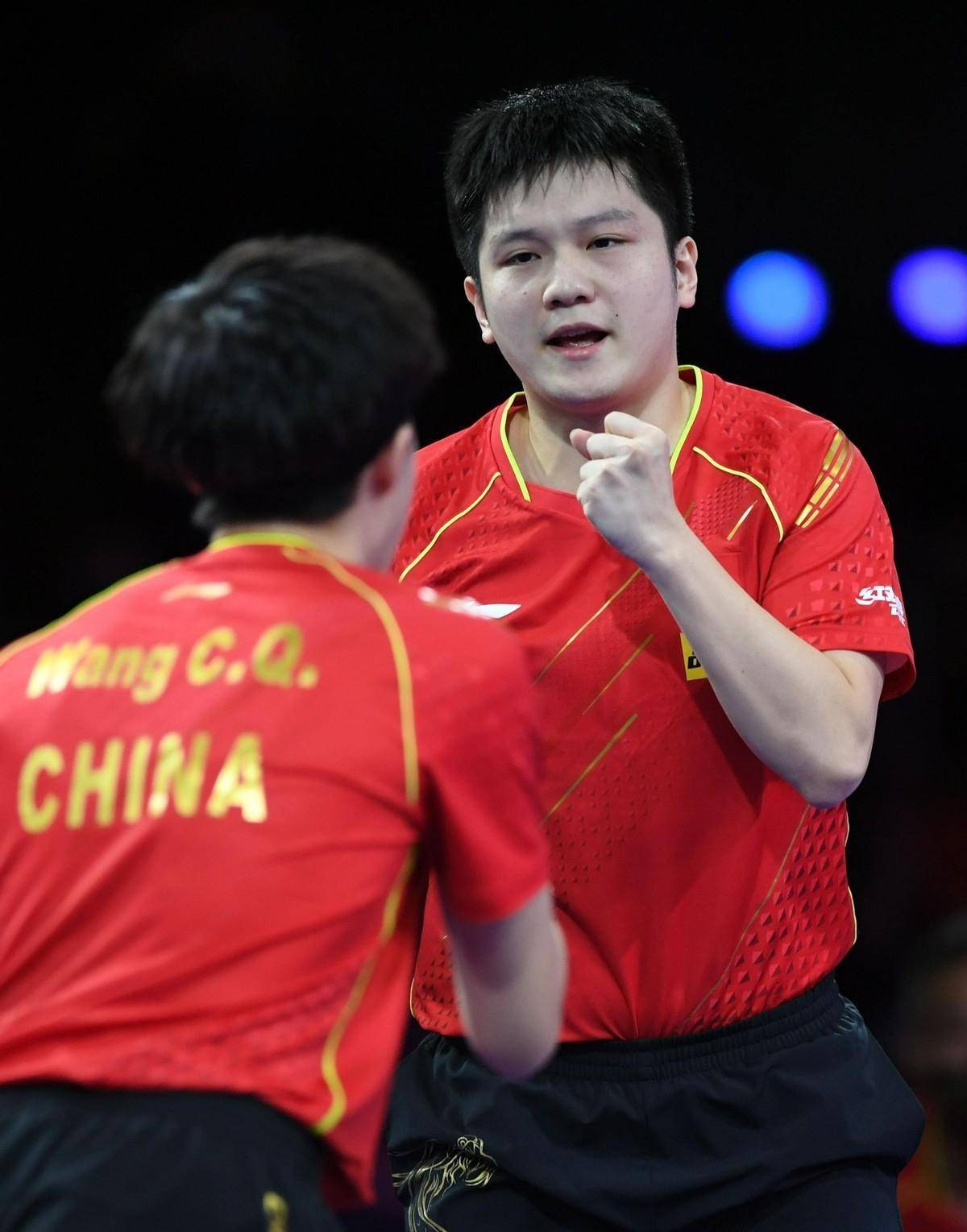 国乒霸主王楚钦,世界第一,恋情成迷_陈梦_樊振东_孙颖莎