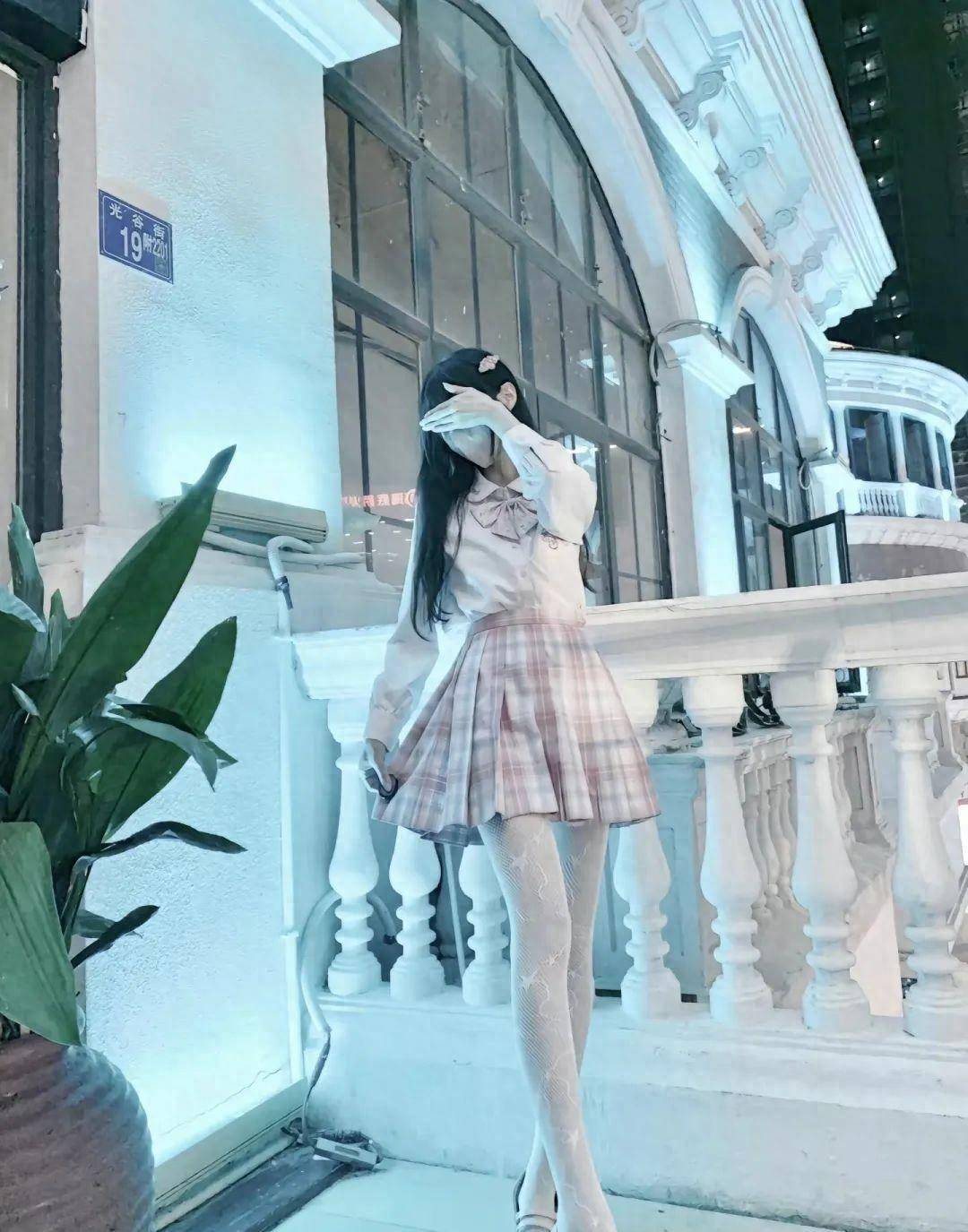 蕾丝的白袜多么甜美,小姐姐的可人多么纯洁!_时尚_白色_袜子