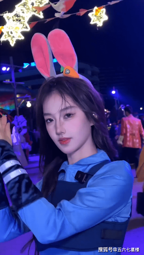 在未来,我们期待黄玉瑶在国风领域中取得更多的成绩