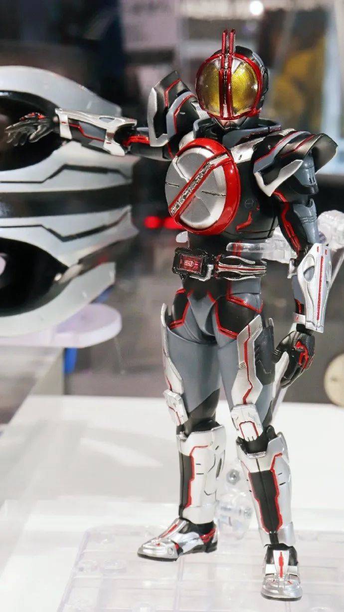 假面骑士:shfnext faiz实物公开,dx武刃带扣实物图来袭_亚克_剧中