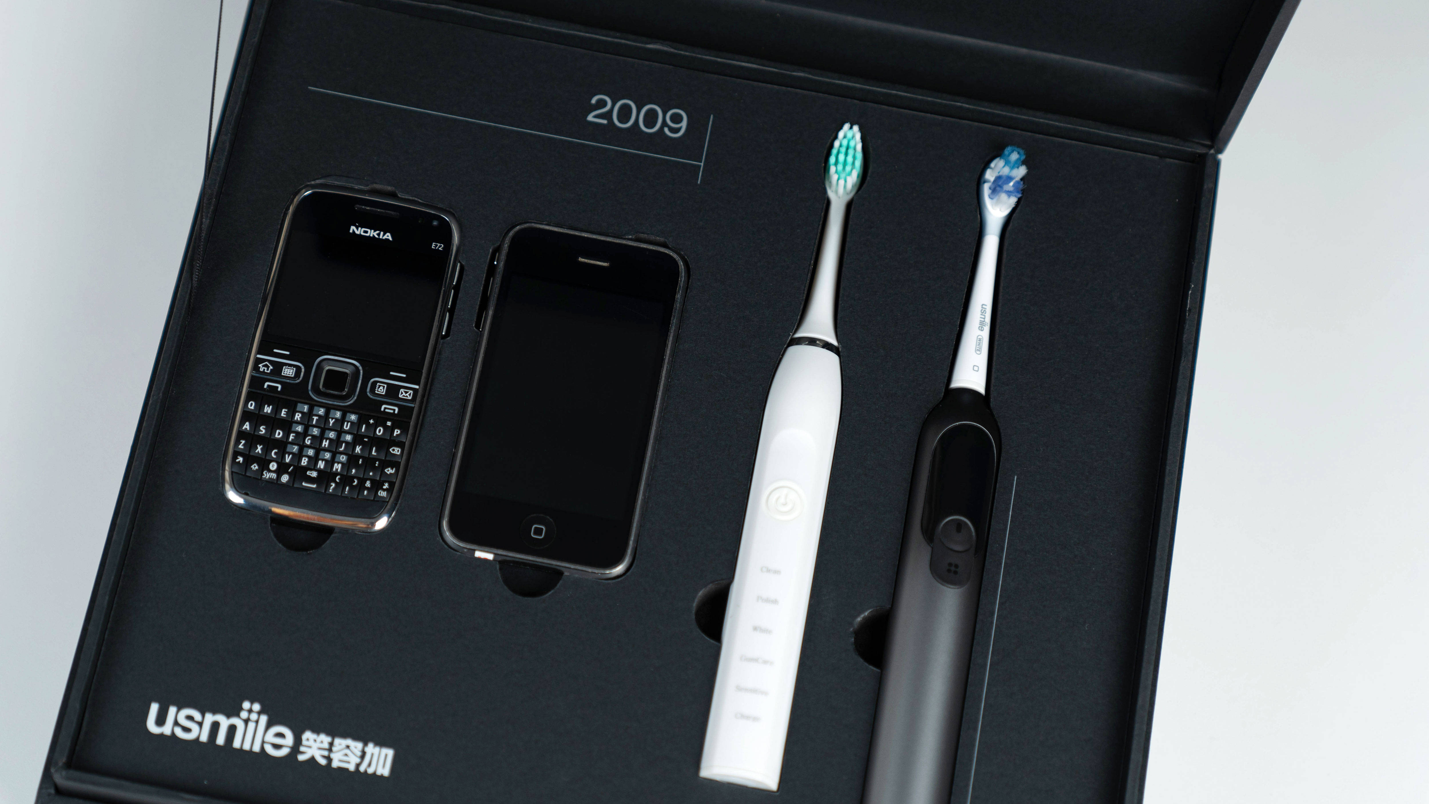 笑容加f10 pro双面屏数字牙刷 刷牙也能黑科技?_礼盒_智慧_意思