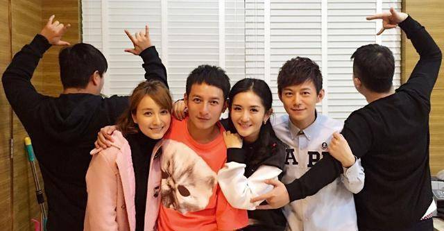 何炅多次救谢娜的尬场_岳云鹏_节目_关系