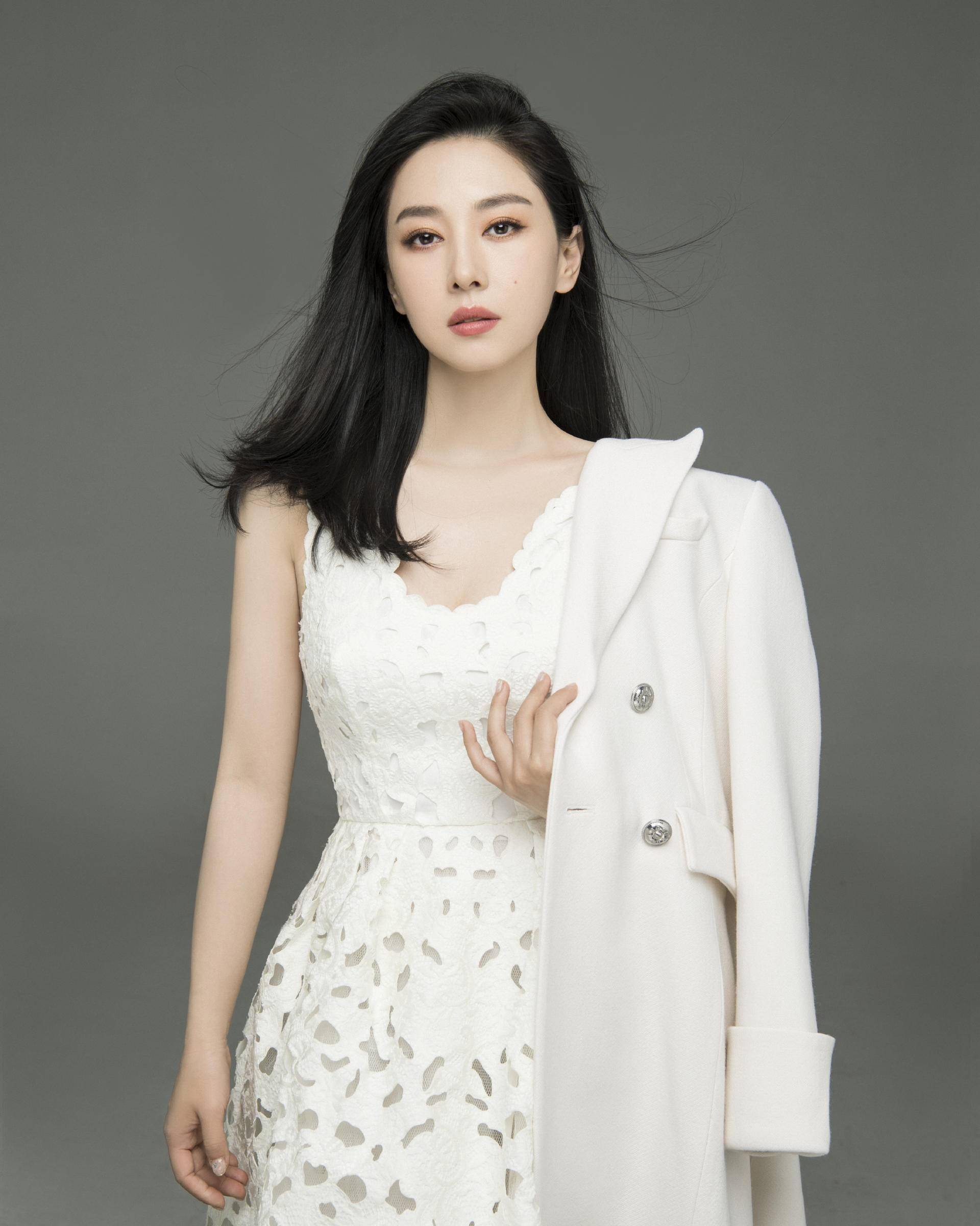 樊少皇老婆贾晓晨深夜发文求助:家,为何成为我最害怕的地方?