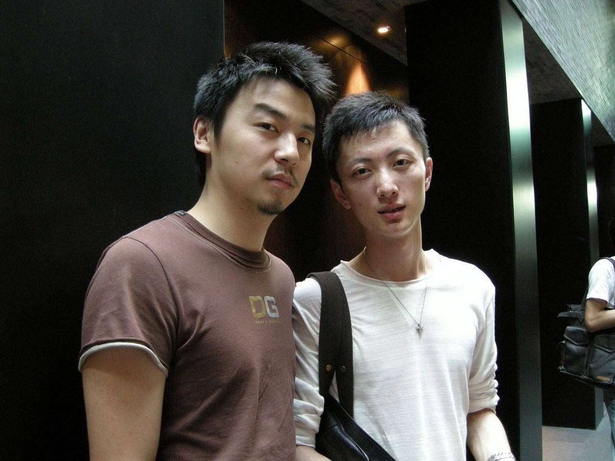 "雷佳音,因一罐红牛爱上翟煦飞,裸婚13年依然恩爱有加_关系_妻子_朋友