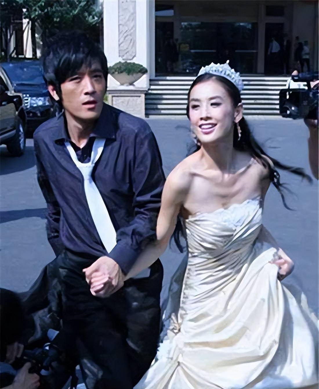 杨子的母亲刘丽芹:前儿媳陶虹太强势,黄圣依是她心中的完美儿媳_生活