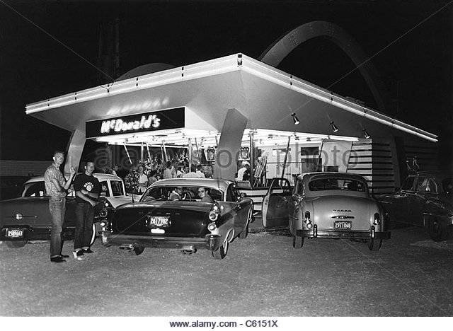 麦当劳创始人的故事:52岁穷困潦倒,70岁世界首富_雷蒙·克罗克_兄弟俩