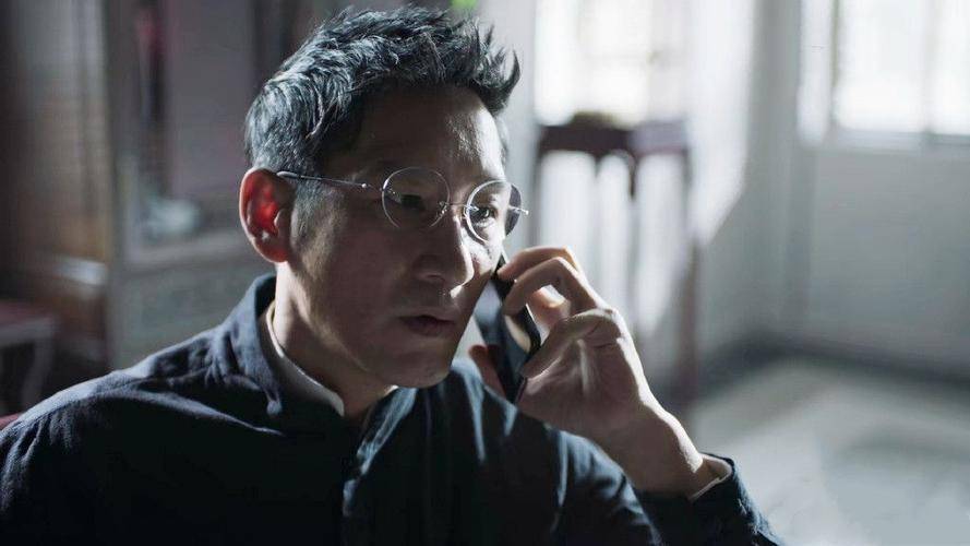 王劲松:当别人垫脚石32年,凭"东叔"一角走红,风光背后有泪水_傅彪_小