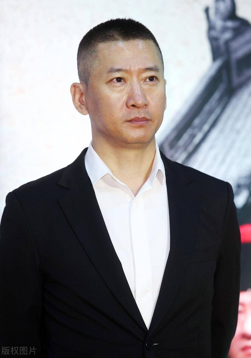 周杰的反转人生,从当红小生到被迫退圈,不止是因为强吻林心如_王琳