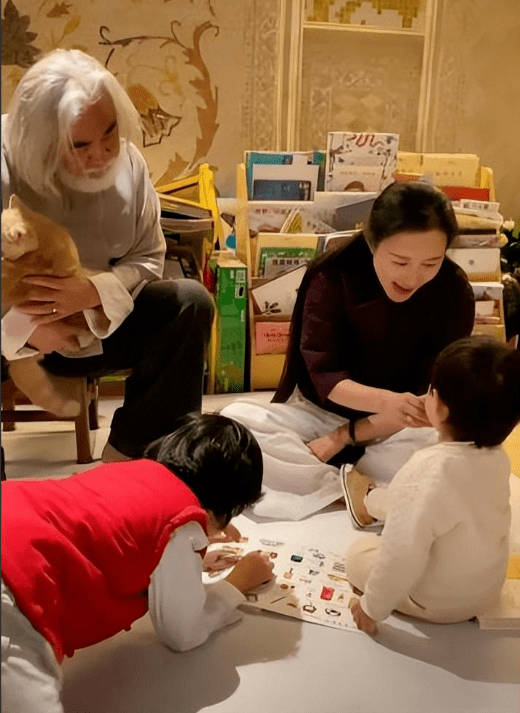 72岁张纪中首次松口,承认混血儿子马丁是杜星霖所生_网友_孩子_因为