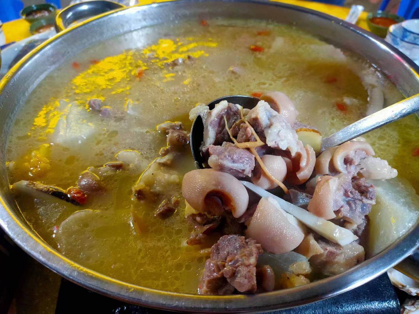 正宗红灯笼雷州羊肉火锅_装修_白切_上梅林