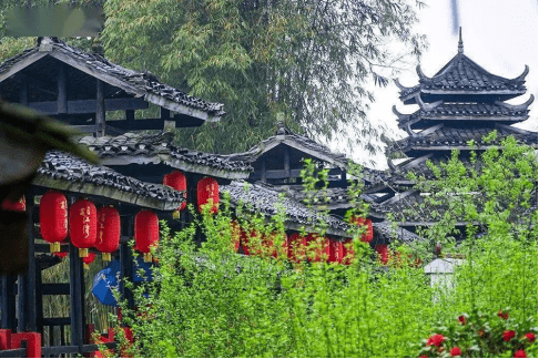 丹寨小镇有许多特色"之处",与其他景点不一样_生活_地方_文化
