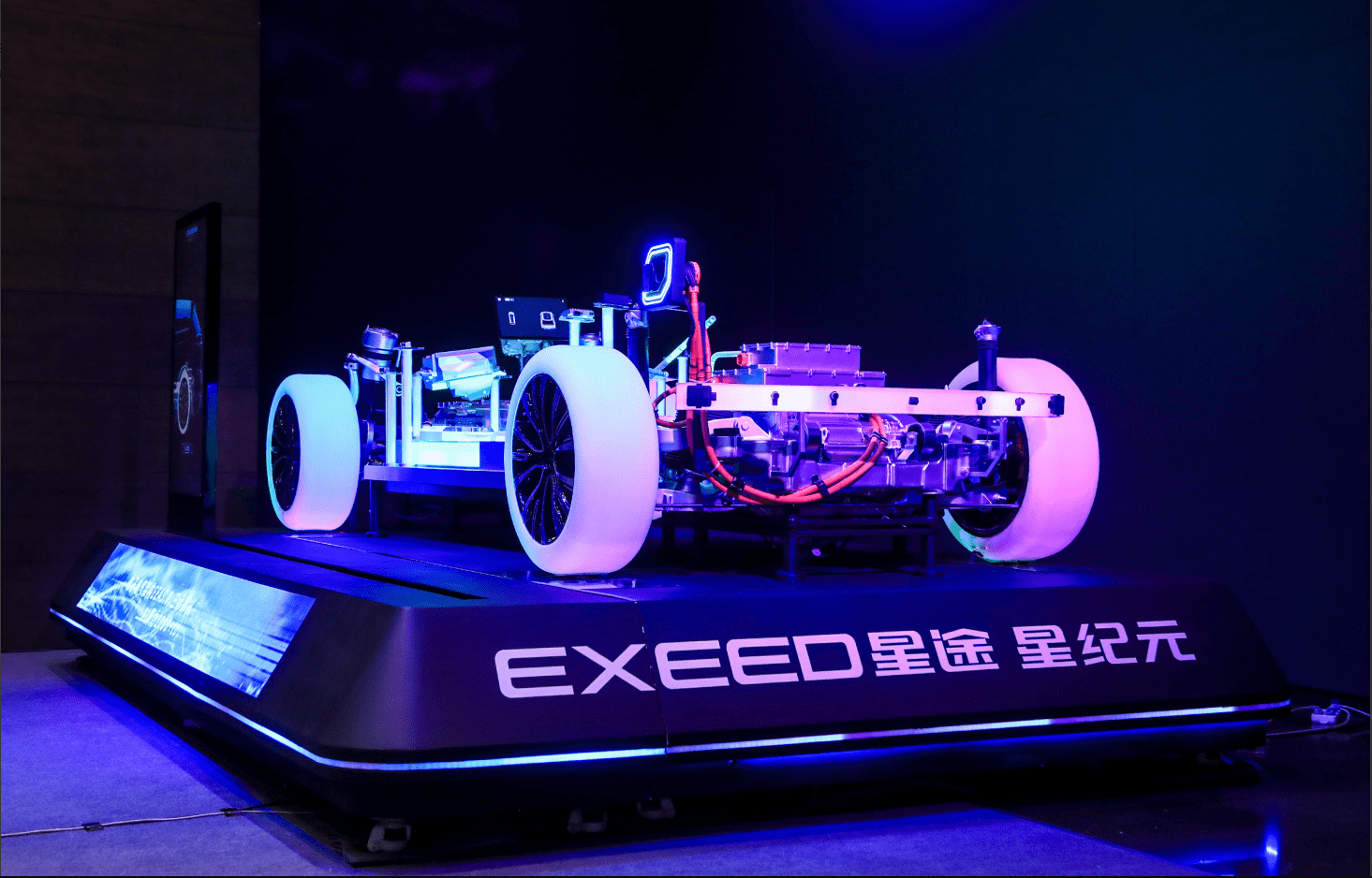 行业专家点赞世界级e0x平台，以世界级实力铸就星纪元超舒适基因 搜狐汽车 搜狐网