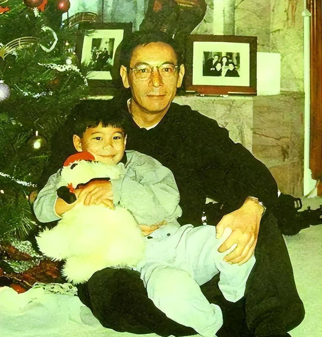 1989年,蒋孝勇举家移民加拿大,宋美龄嘱咐:要牢记你们是中国人_蒋经国