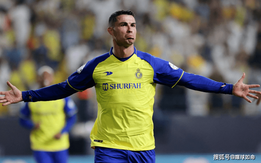 c罗在足坛的地位不可能跌出前十,在3,5名左右_盖德穆勒_梅西_贝利