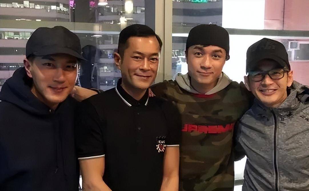 "黑皮红心"古天乐,不停接烂戏的背后:是120多座希望小学_张国荣_古仔