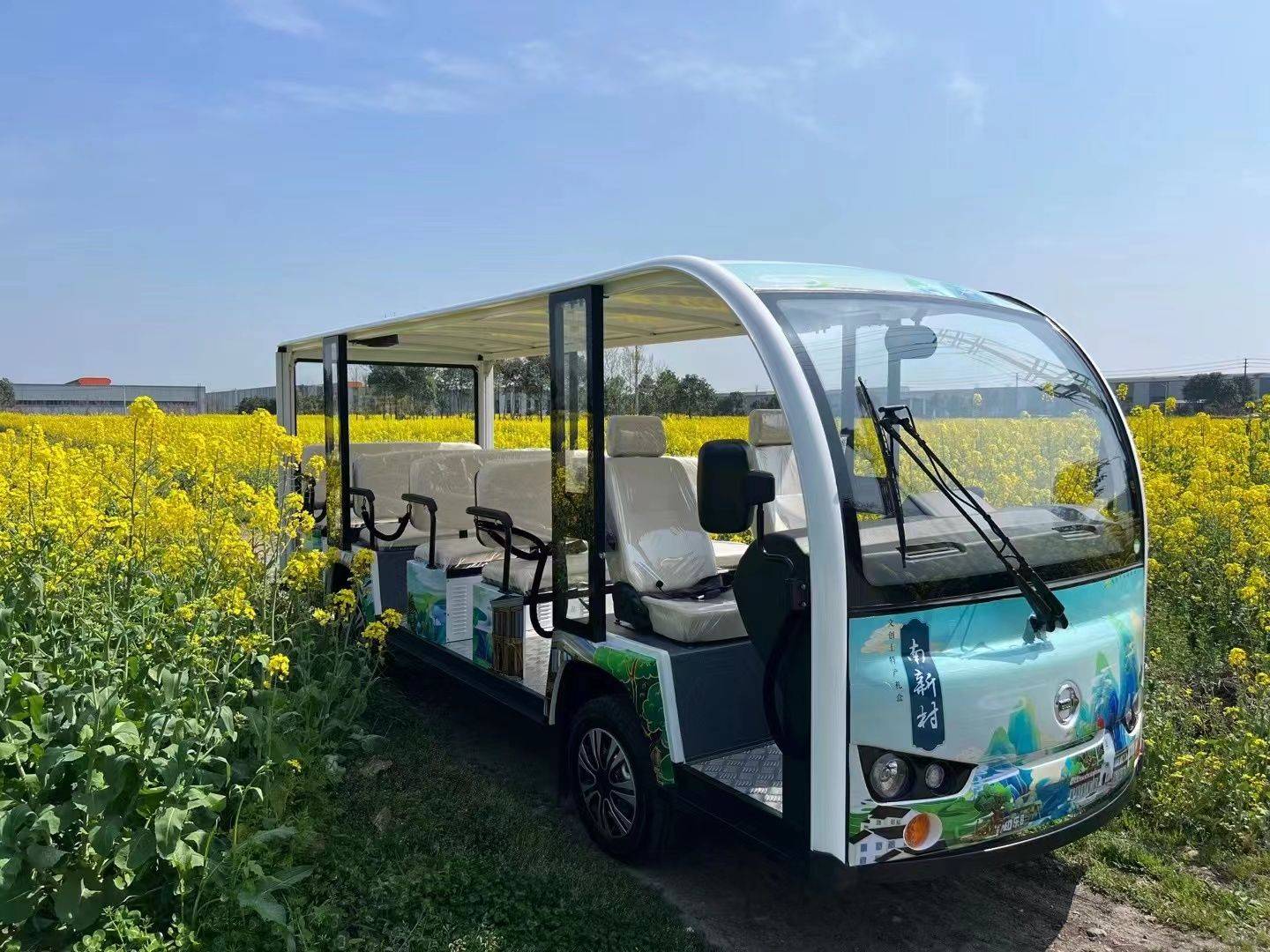 轻松旅行,旅游电动观光车带你亲近大自然