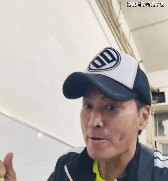 何家劲晒起床照!