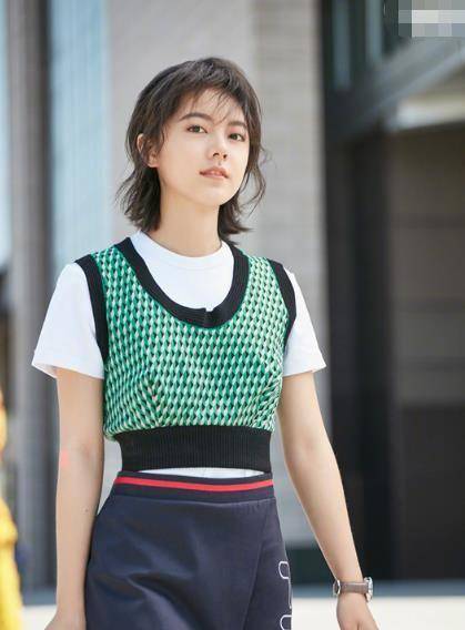 赵今麦和张嘉译在剧中一直扮演着父女的角色.