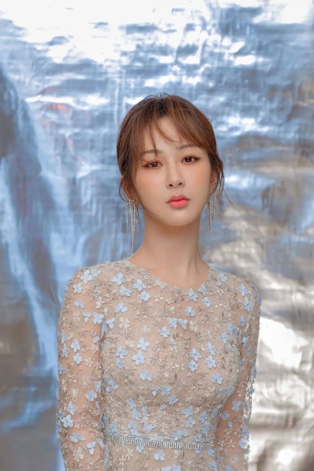 带火男主,变美了,90后四小花旦之——杨紫_夏雪_话题_形象