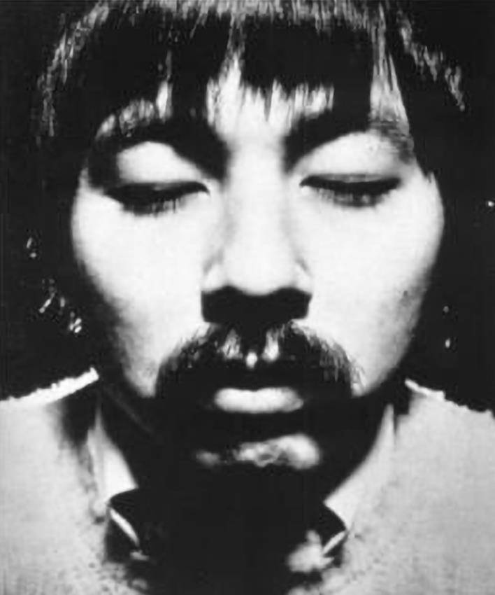 周英华:貌不惊人的华裔食神,四位夫人个个貌美,80