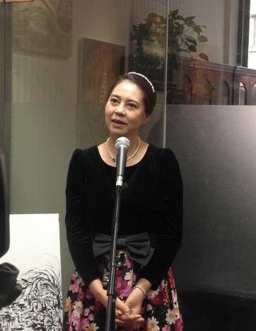 我国体坛最大的叛徒胡娜,比赛期间叛逃美国,38年后现状如何?