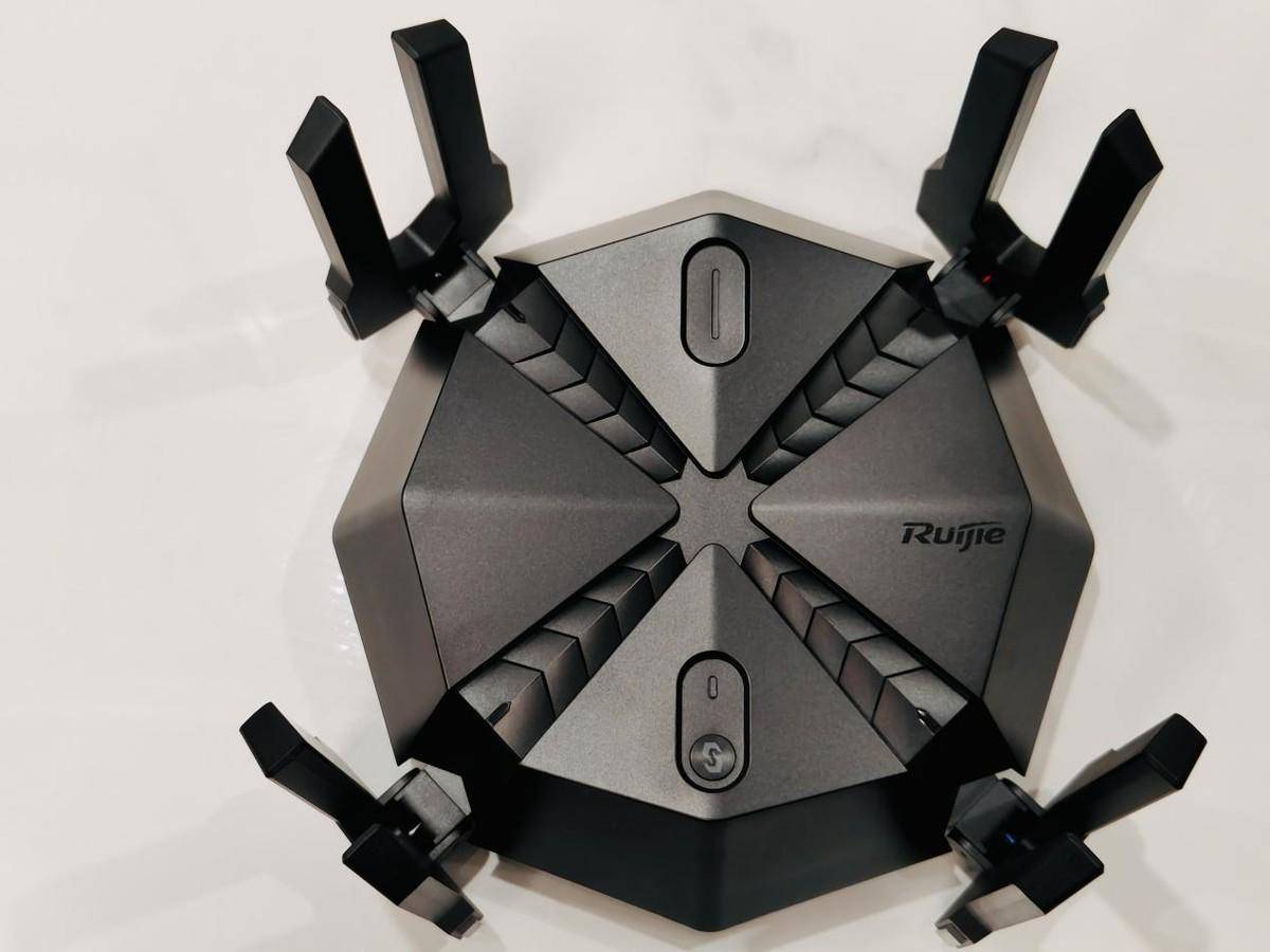 3重电竞加速，全屋覆盖穿墙王，锐捷天蝎电竞路由器体验