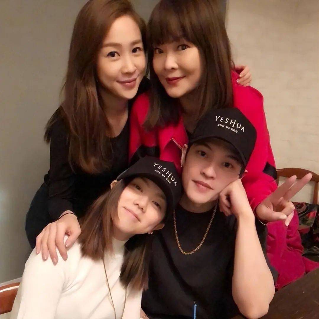 邓紫棋未来小姑子美貌惊人!