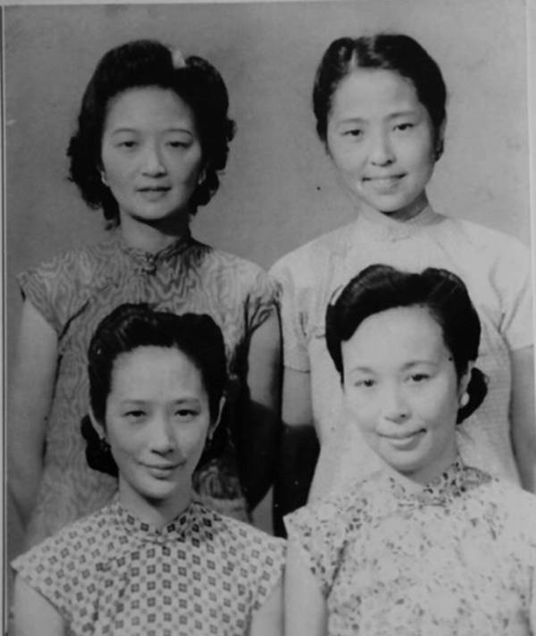 四姐妹中,唯有三女儿张兆和的人生最为知名,最为浪漫,却也最为悲凉.