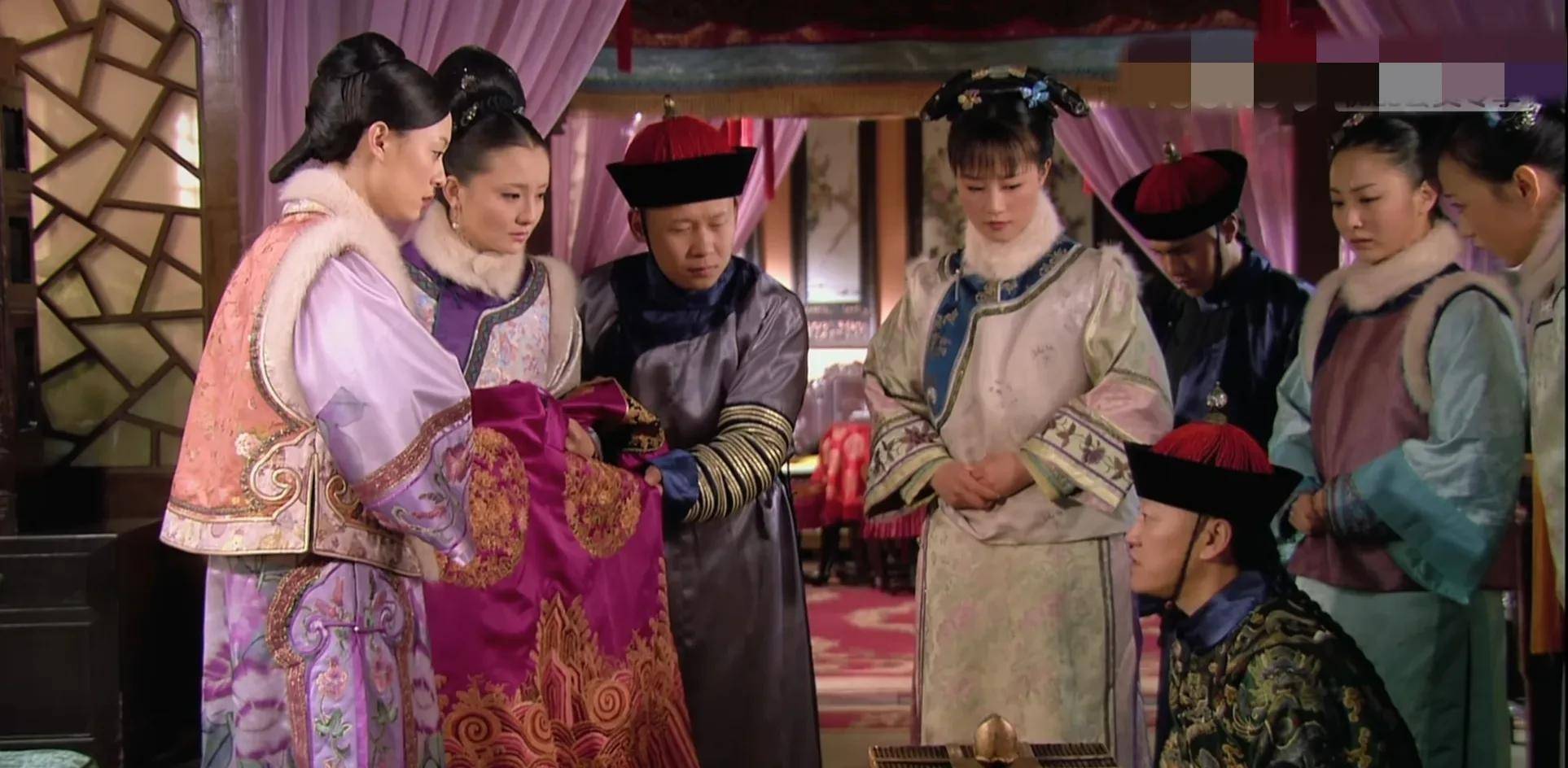 《甄嬛传》 纯元故衣,甄嬛是如何落入皇后圈套的_华妃_衣服_御花园