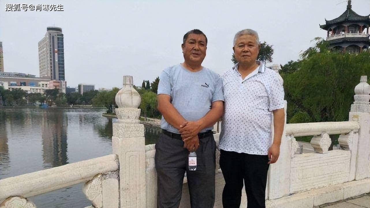 "吴志全,咱要不要联络战友们在一起聚一聚,年龄大了,再晚几年,可能就