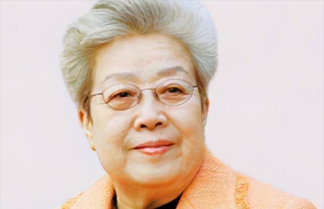 她曾官至副总理,不是独身主义却一生未婚,69岁裸辞高位做自己_吴仪