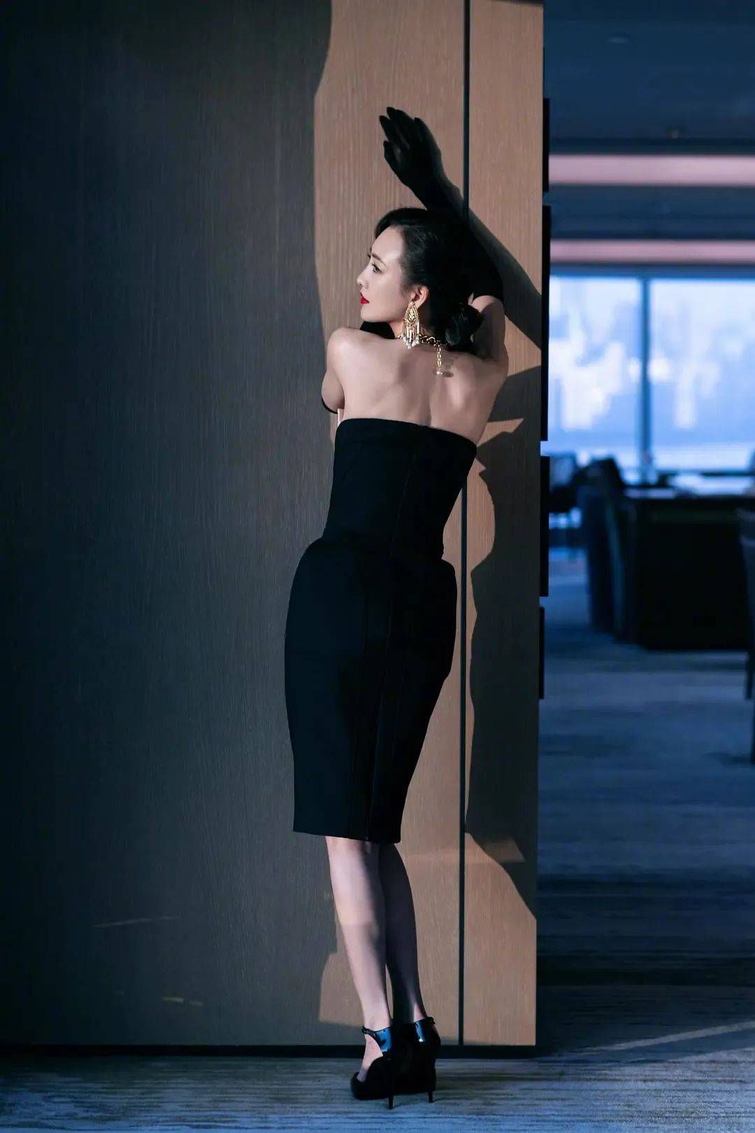 41岁王鸥被曝怀孕,男方身份曝光,网友:早看你俩不对劲_刘恺威_杨幂