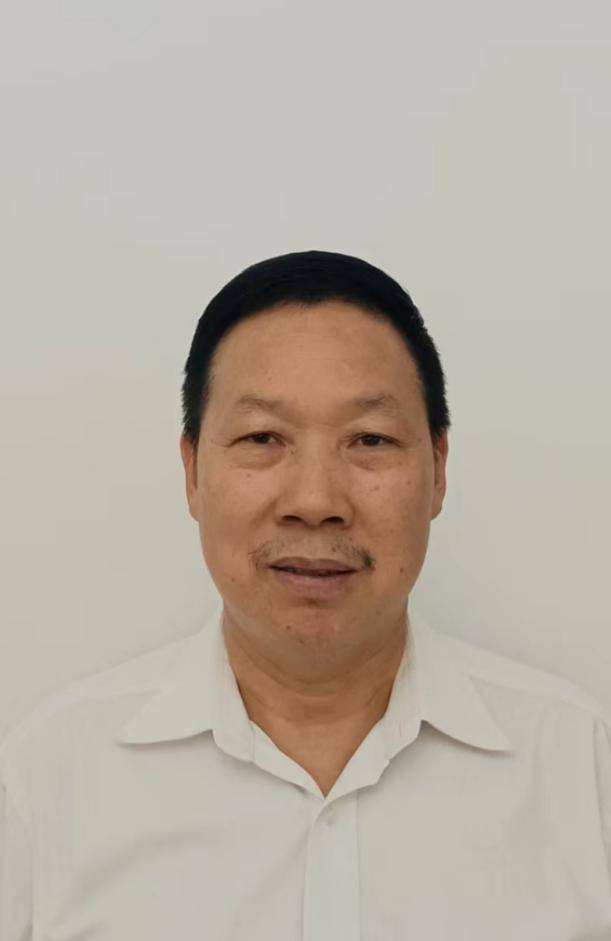 画家袁胜利荣获"北京书画展"金奖,潘震宙部长为其颁发荣誉证书_作品展