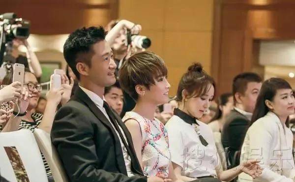 谢楠一句"我养你",成就了影帝吴京,也成就了战狼56亿票房神话_时候