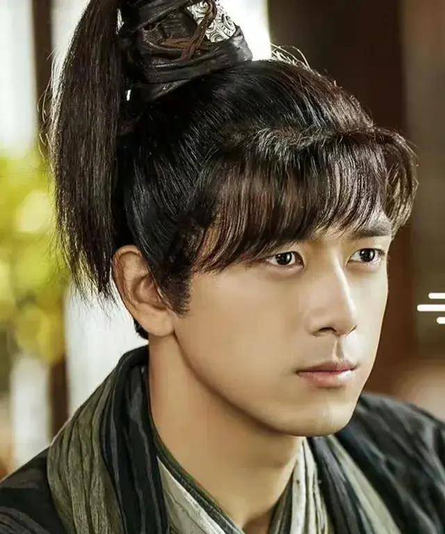 正式官宣,杨紫李现二搭《国色芳华》,粉丝再不满也没用_观众_人物