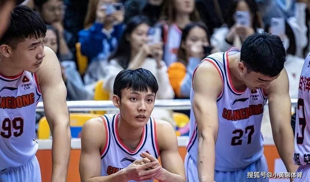 广东宏远签新外援,引进刘传兴,冲击总冠军_朱芳雨_周琦_内线