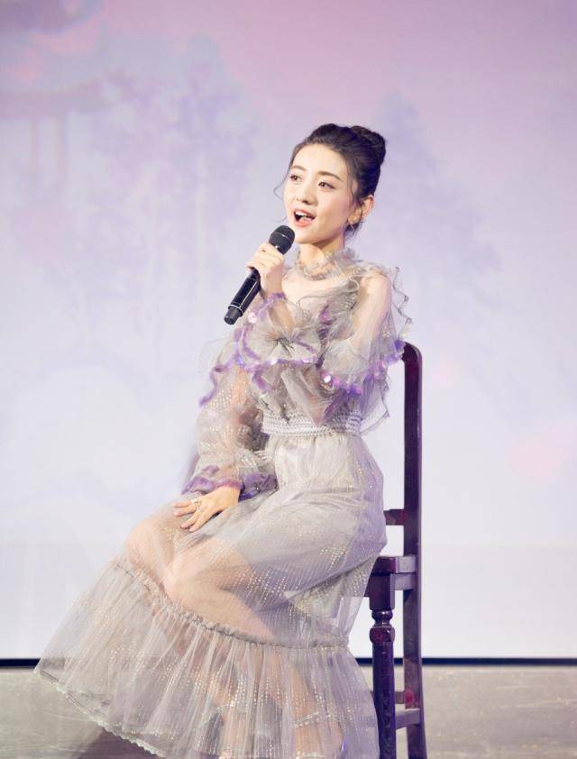 梁洁美呆了,身穿透视裙和邢昭林同框,比八王爷和曲檀儿还有cp感