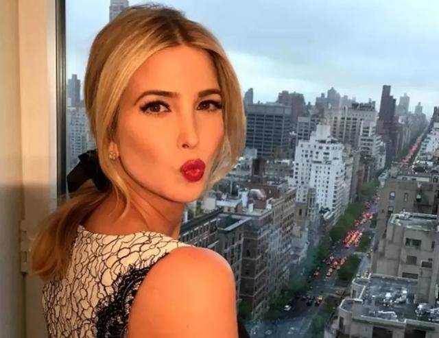 伊万卡·特朗普9日分享自拍,容貌变化大疑似整容引网友热议!_生活_家