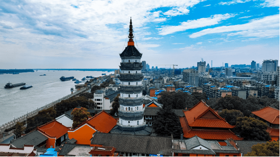 在迎江,与秋别离,与冬相叙_街区_长江_历史