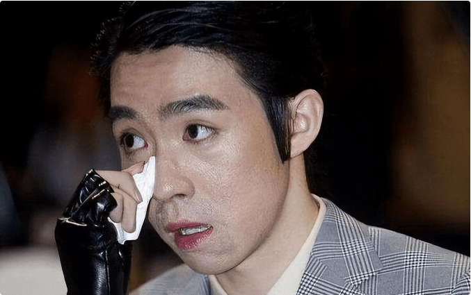 19岁爆红,23岁烧伤毁容,遭女友抛弃,过气10年后他终于逆袭了_俞灏明