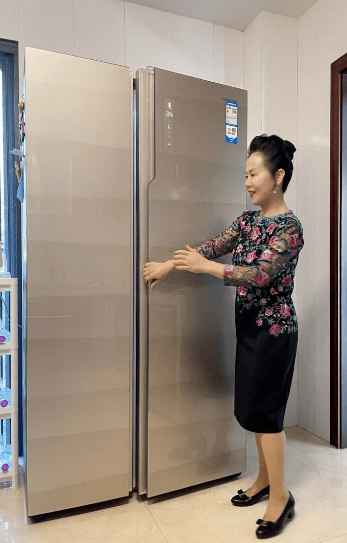 一个家庭的"海尔情结"_女士_冰箱_洗衣机