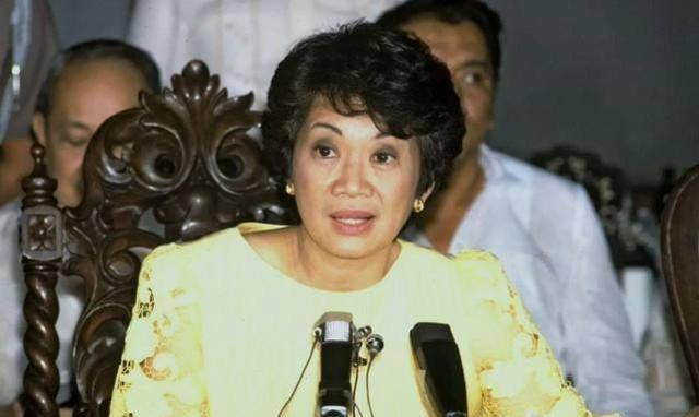 世界首位华人女总统,为了丈夫走上政坛,上台后把美军赶出国_阿基诺