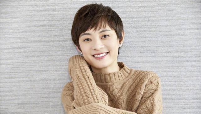 孙俪只剪一款短发减龄10岁不止,36岁嫩回20岁,原来短发那么减龄_气质