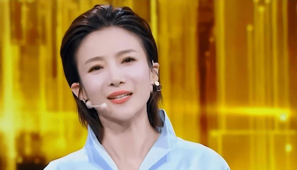 新华社专访蔡紫,"一次任性"未进央视主持,评论区沦陷_蔡子_生活_比赛