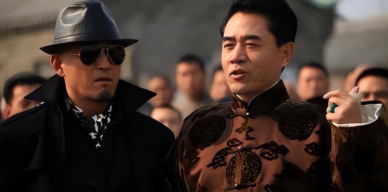 此后,陈宝国陆续为我们提供了许多经典的影视作品,塑造了许多经典的