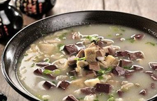 做羊杂汤时，多加“这1步”，羊杂汤味道不仅鲜美还不膻！(图2)