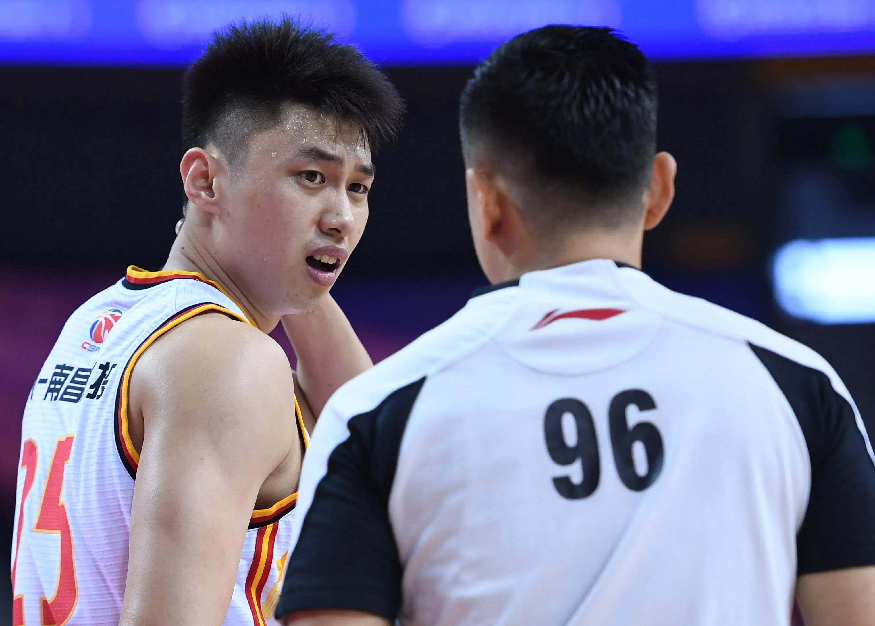 马泳:cba联盟只是一个小人物,改变了cba的争冠格局._防守_比赛_球员