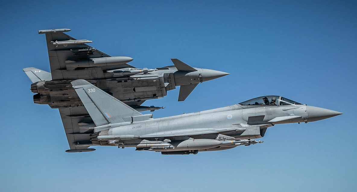 歼10ag战机全面升级,最大挂载能力,到底提高了多少倍?