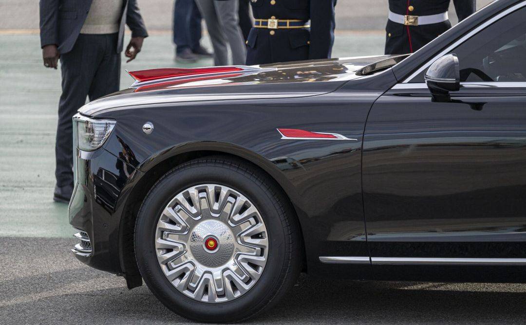 红旗品牌的严苛审核,由中国一汽打造的拥有100%自主知识产权的l5国宾