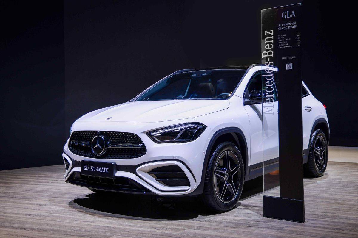 梅赛德斯-奔驰携31款车型登陆广州车展全新长轴距e级车预售_搜狐汽车